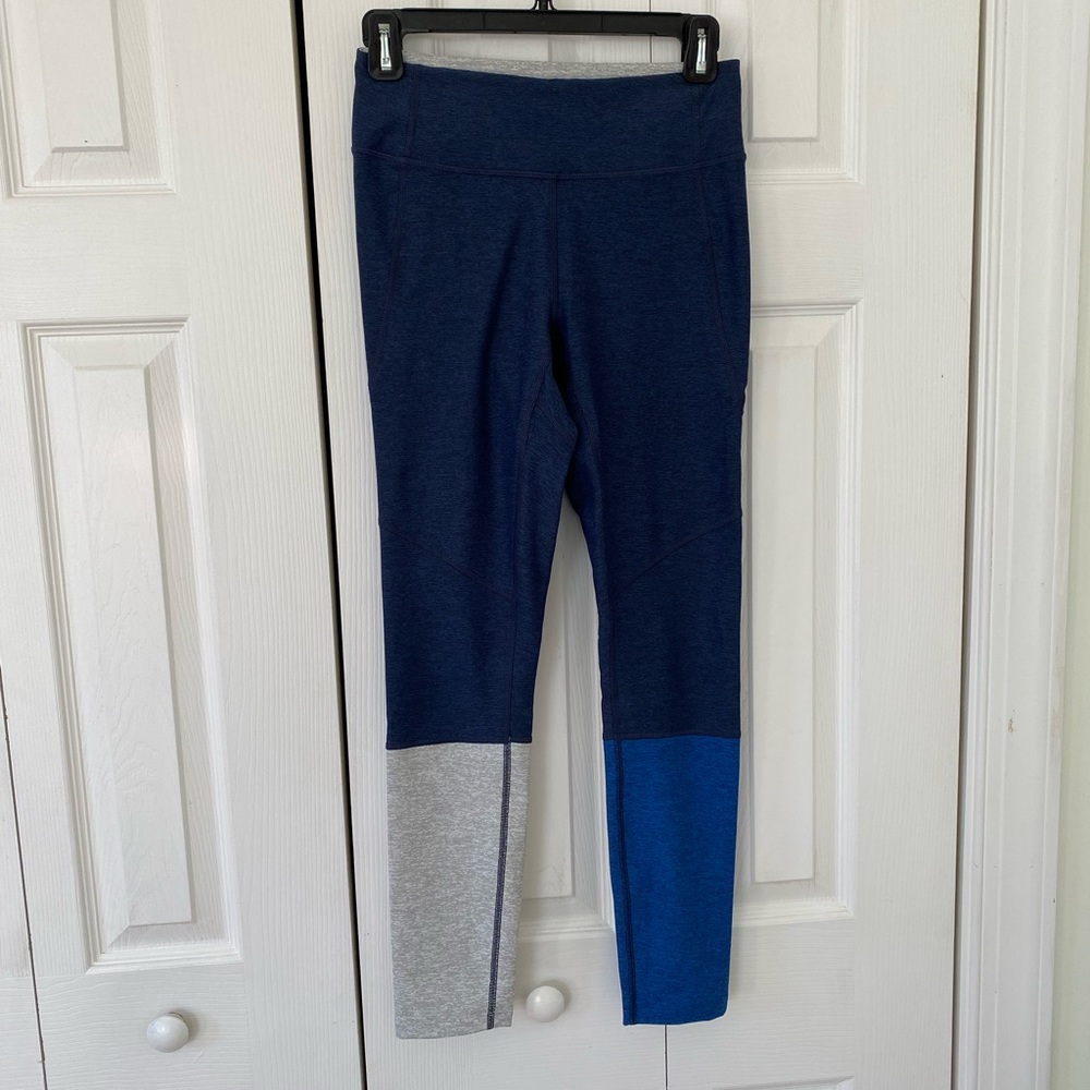 OV Leggings. size s.